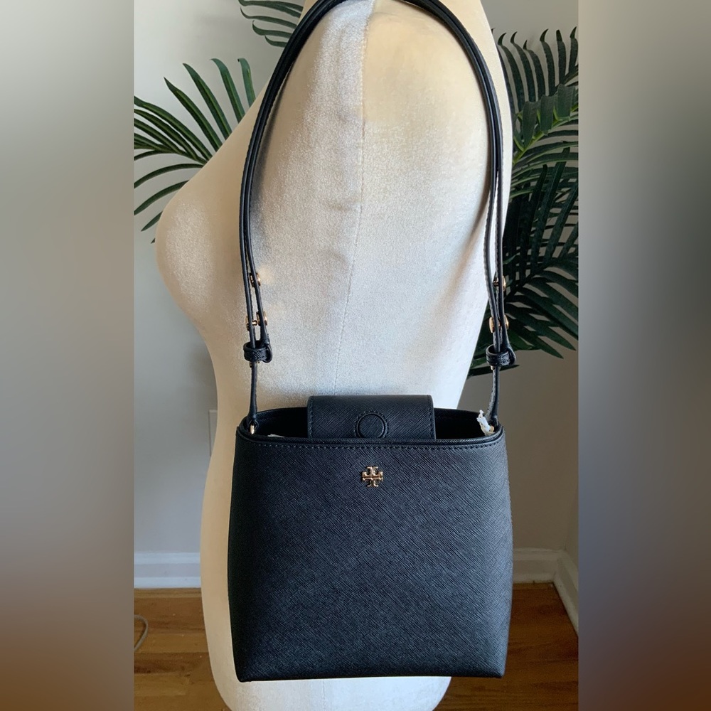 NWT TORY BURCH EMERSON SMALL BUCKET BAG